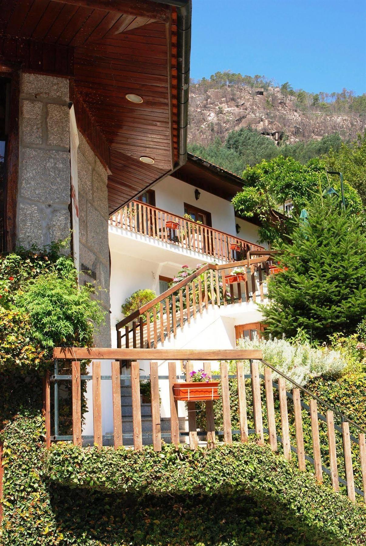 Hotel Carvalho Araujo Gerês Exterior foto