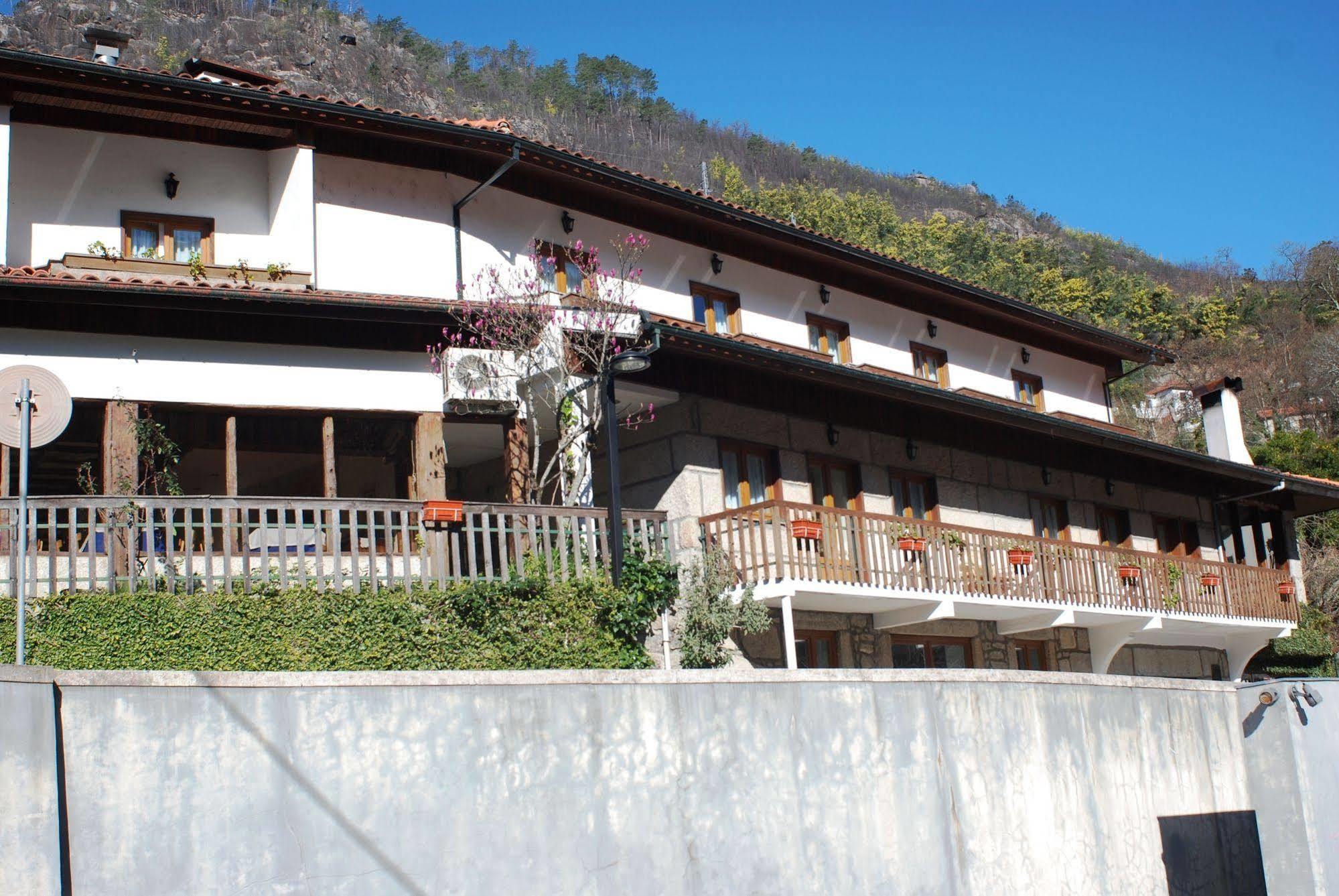 Hotel Carvalho Araujo Gerês Exterior foto